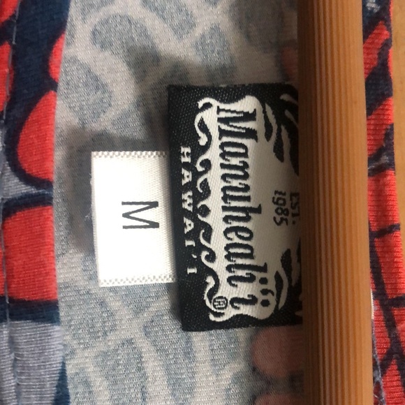 Manuheali’ii short dress in blue red print - Picture 3 of 6